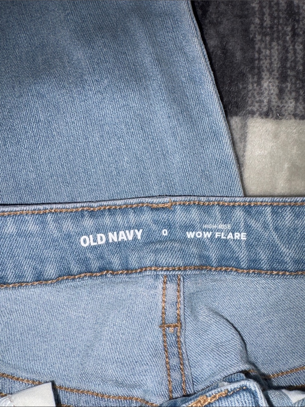 NWOT Old Navy Pale Blue High-Rise Wide Leg Flare Jeans - Picture 2 of 7